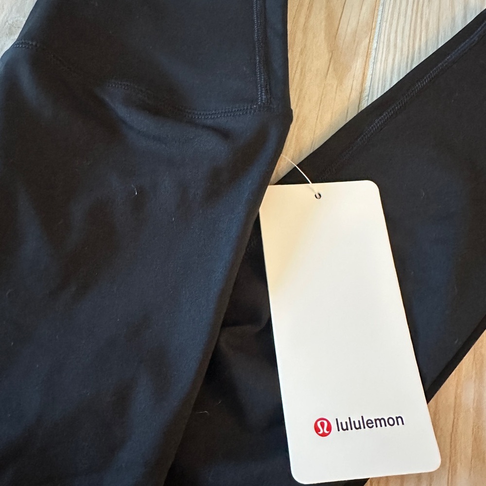 Lululemon Black High-Rise Athletic Leggings – Size 2 – NWT - Picture 3 of 4